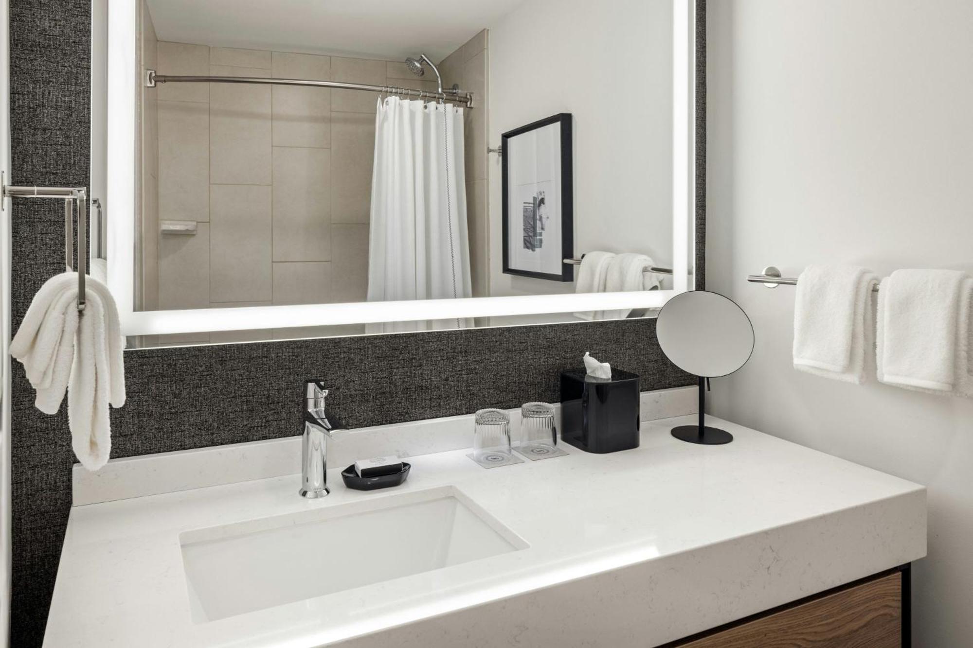 Sheraton Minneapolis Downtown Convention Center Zewnętrze zdjęcie