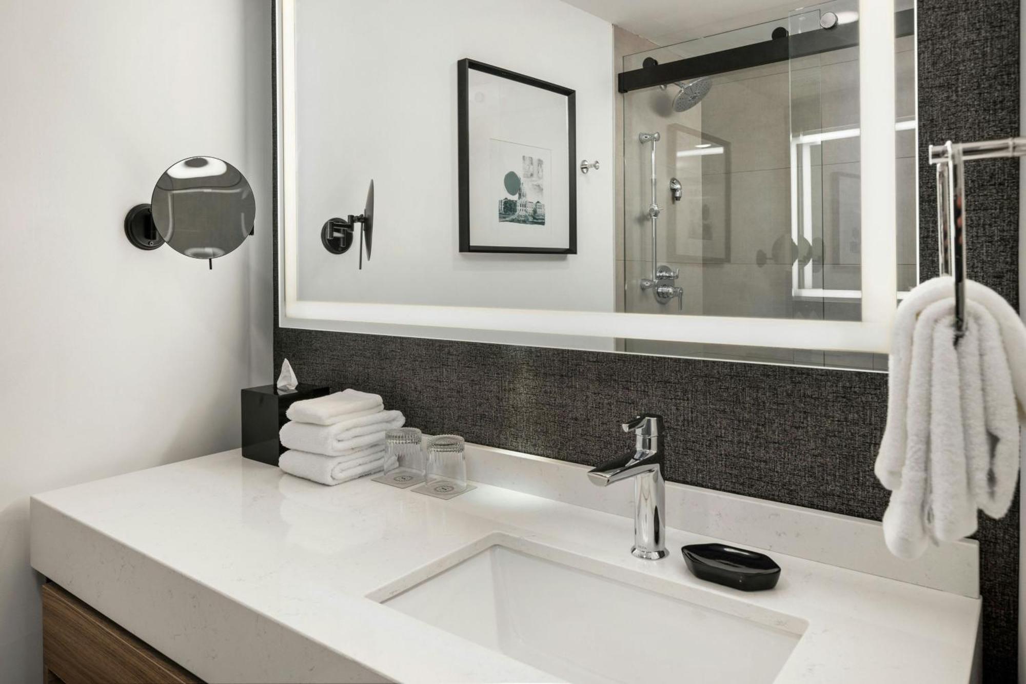 Sheraton Minneapolis Downtown Convention Center Zewnętrze zdjęcie
